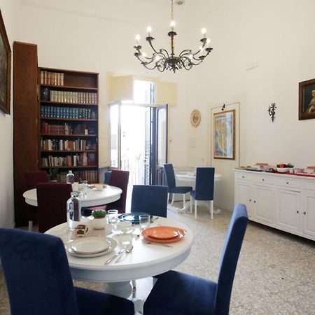 B&B Palazzo Sambiasi Лече Екстериор снимка