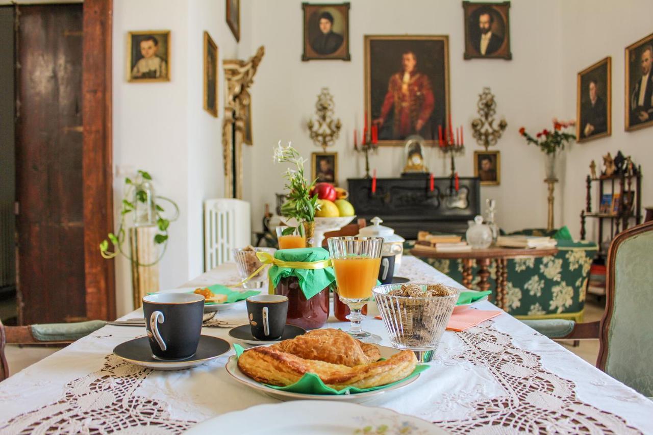 B&B Palazzo Sambiasi Лече Екстериор снимка