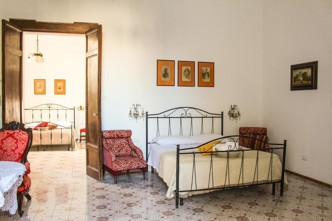 B&B Palazzo Sambiasi Лече Екстериор снимка