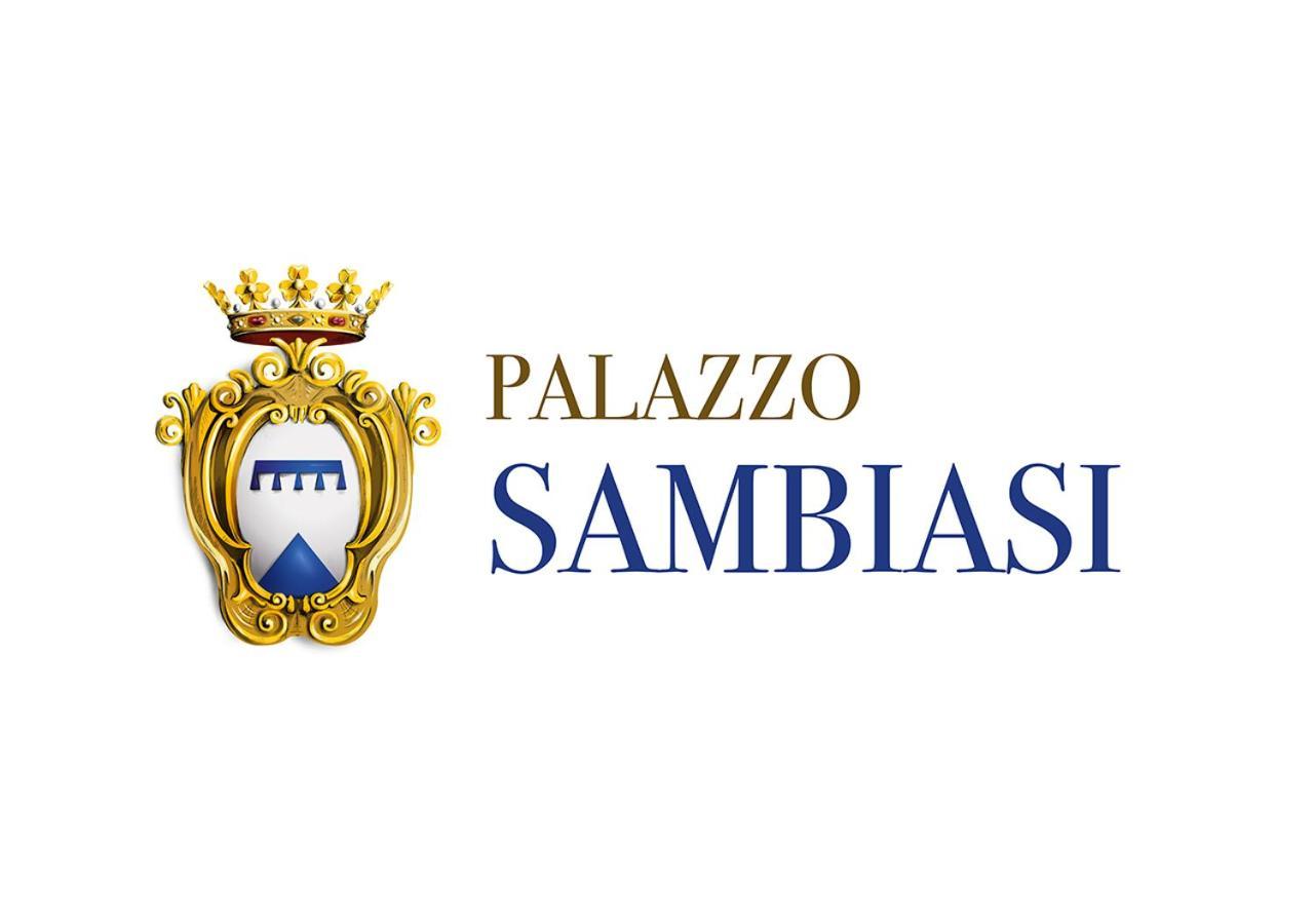 B&B Palazzo Sambiasi Лече Екстериор снимка