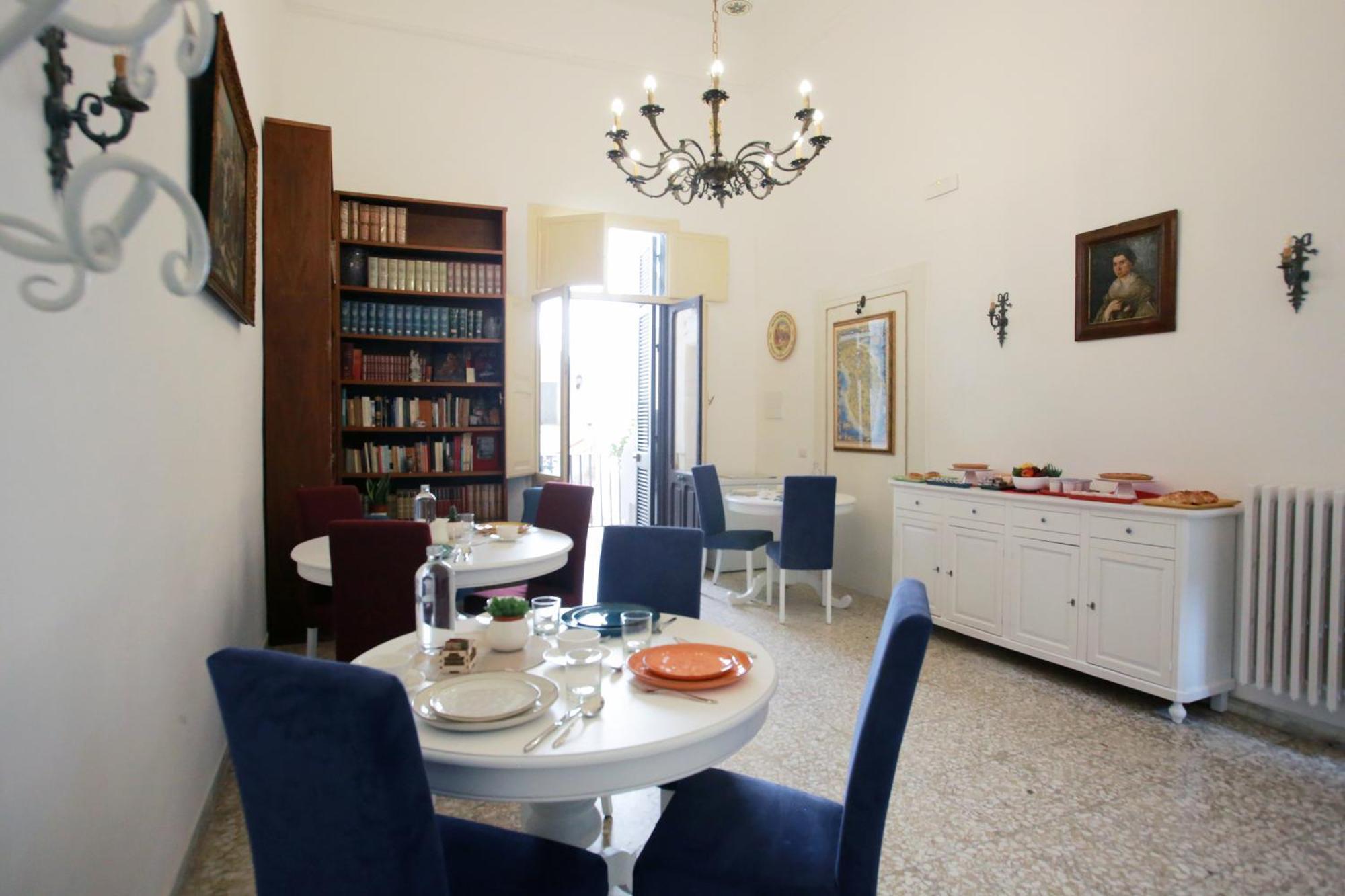 B&B Palazzo Sambiasi Лече Екстериор снимка