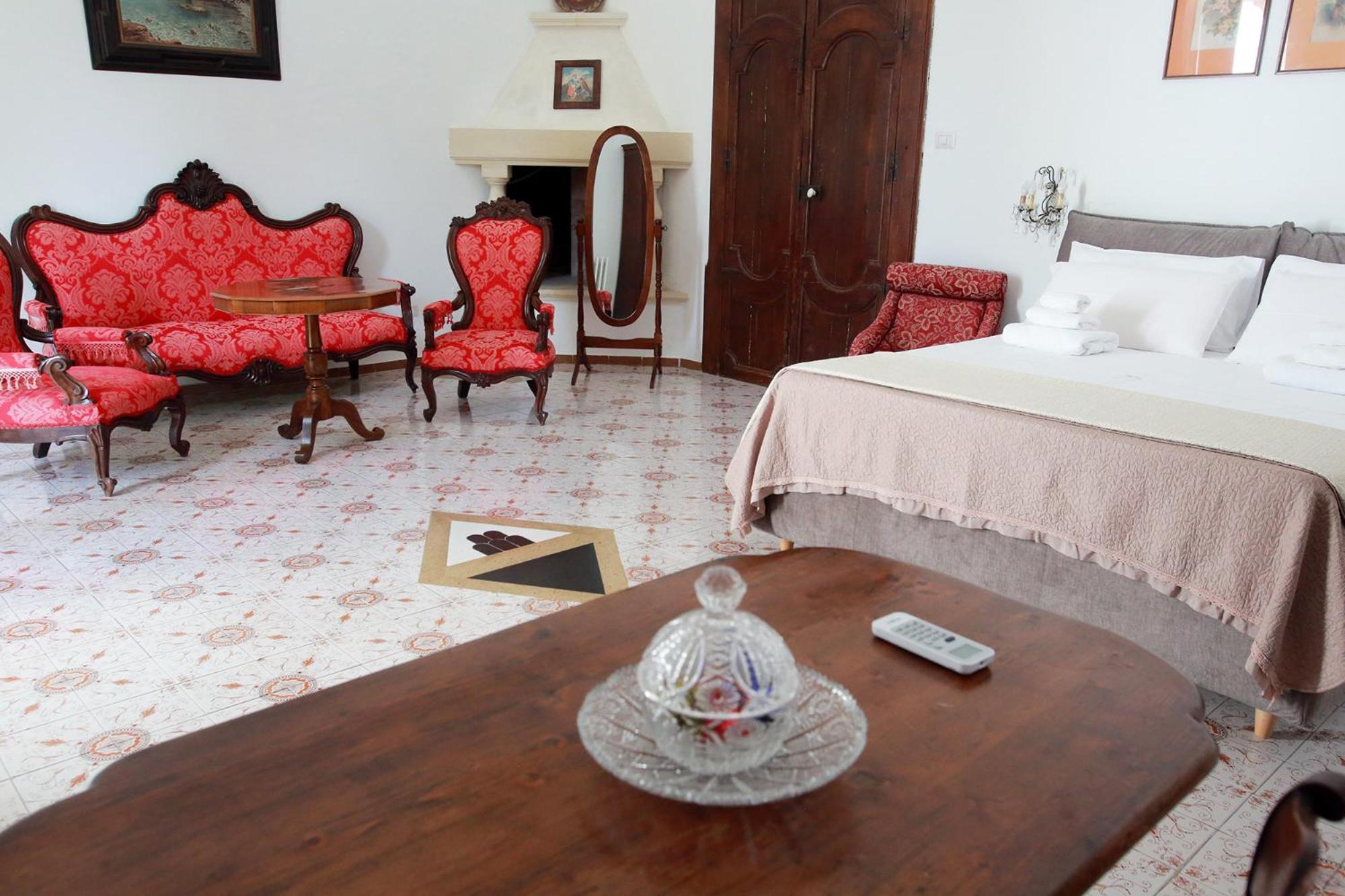 B&B Palazzo Sambiasi Лече Стая снимка